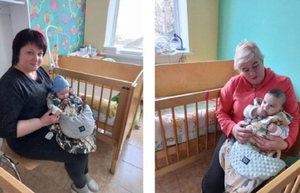 210 Newborn sleeping bags and
Warming gel bottles